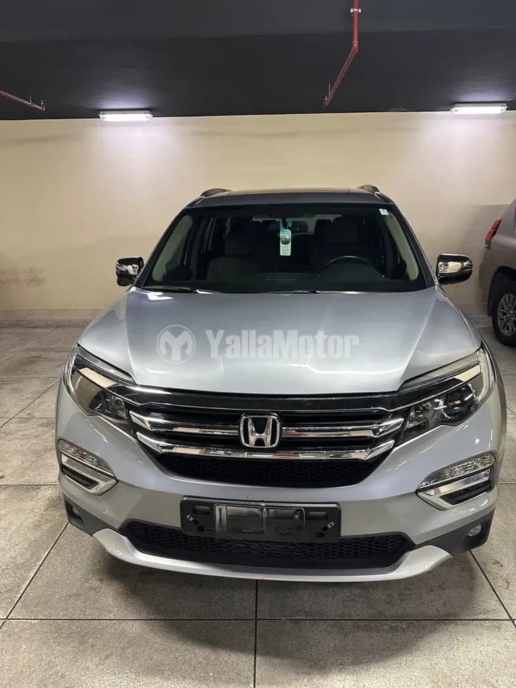Used Honda Pilot 3.5 Touring (AWD) 2018 Used Honda Pilot 3.5 Touring (AWD) 2018 used_cars.forSale