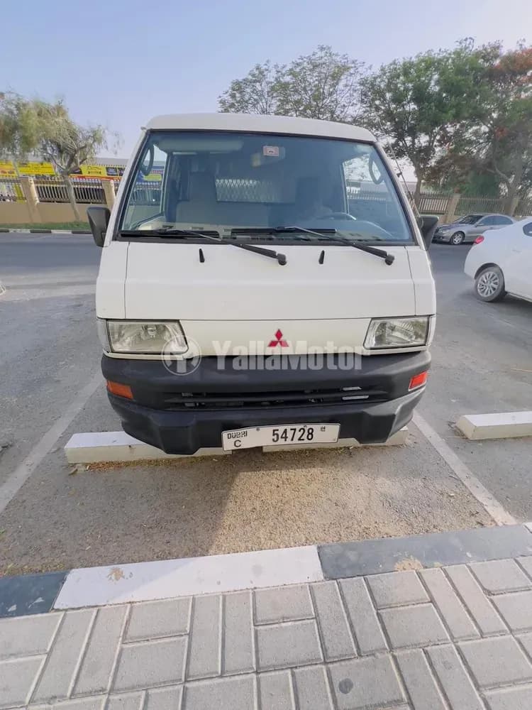 Used Mitsubishi L300 2012