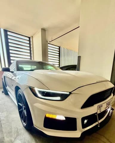 فورد موستانج 3.7L كوبيه 2015 مستعملة فورد موستانج 3.7L كوبيه 2015 مستعملة للبيع