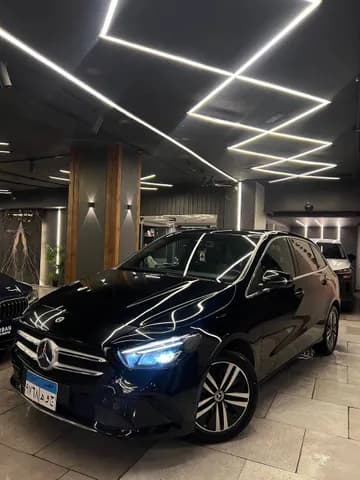مرسيدس بنز بي-كلاس B200 2022 مستعملة مرسيدس بنز بي-كلاس B200 2022 مستعملة للبيع