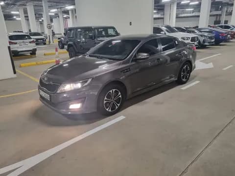 كيا أوبتيما 2015 مستعملة كيا أوبتيما 2015 مستعملة used_cars.forSale