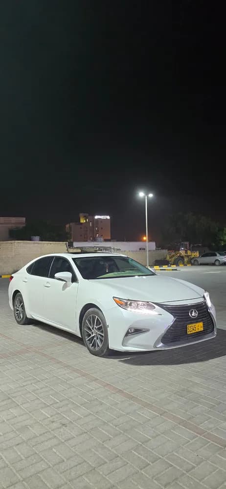 Used Lexus ES 350 4 door 3.5L 2016