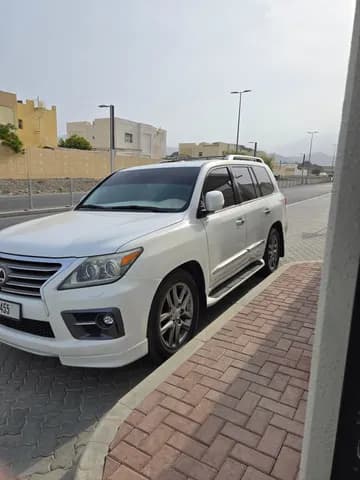 Used Lexus LX 570 5 door 5.7L 2013 Used Lexus LX 570 5 door 5.7L 2013 for sale