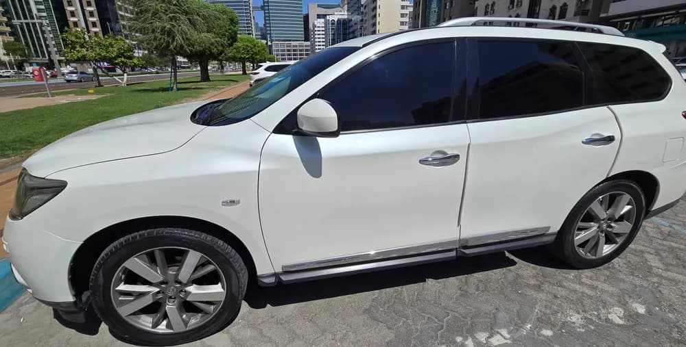 Used Nissan Pathfinder 3.5L SV 2WD 2015