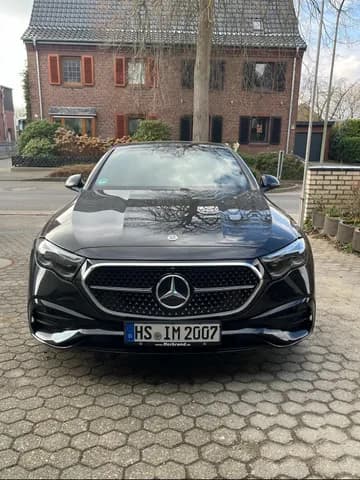 New Mercedes-Benz E-Class E 200 AMG 2025 New Mercedes-Benz E-Class E 200 AMG 2025 used_cars.forSale