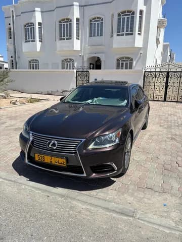 لكزس أل أس 460 ل 4 door 4.6L LWB 2013 مستعملة لكزس أل أس 460 ل 4 door 4.6L LWB 2013 مستعملة used_cars.forSale