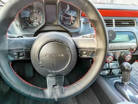 Used Chevrolet Camaro Coupe SS 6.2L A/T 2011 Used Chevrolet Camaro Coupe SS 6.2L A/T 2011 used_cars.forSale
