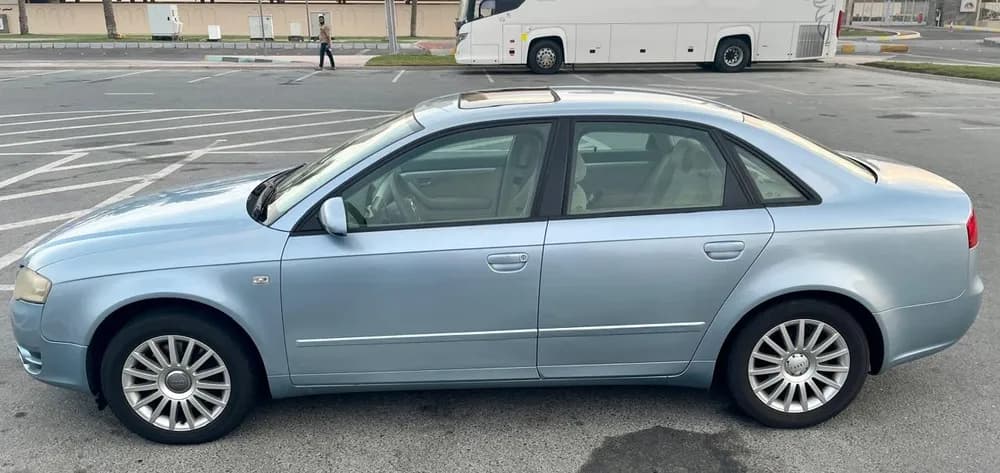 أودي أي4 1.8L (170 HP) 2006 مستعملة