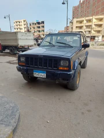 جيب شيروكي لمتيد 1999 مستعملة جيب شيروكي لمتيد 1999 مستعملة used_cars.forSale