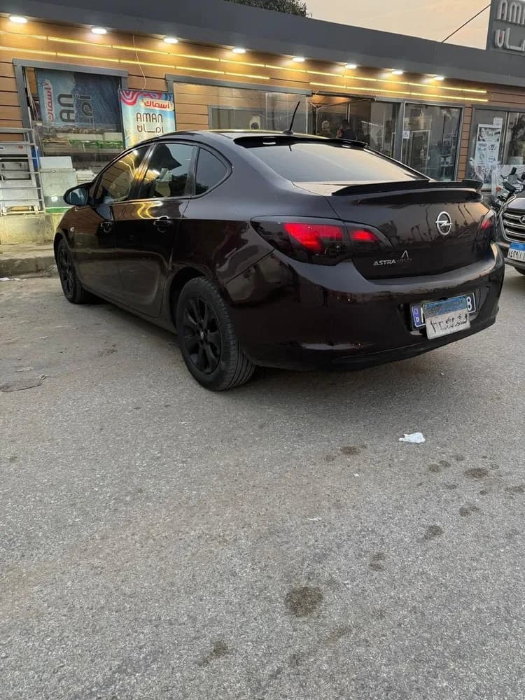 Used Opel Astra 2015