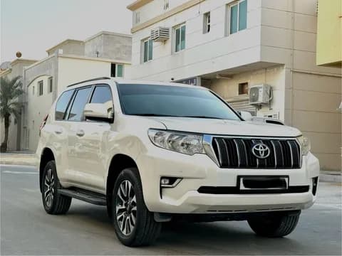 تويوتا لاند كروزر برادو 5 Door 4.0L GXR 2022 مستعملة تويوتا لاند كروزر برادو 5 Door 4.0L GXR 2022 مستعملة للبيع