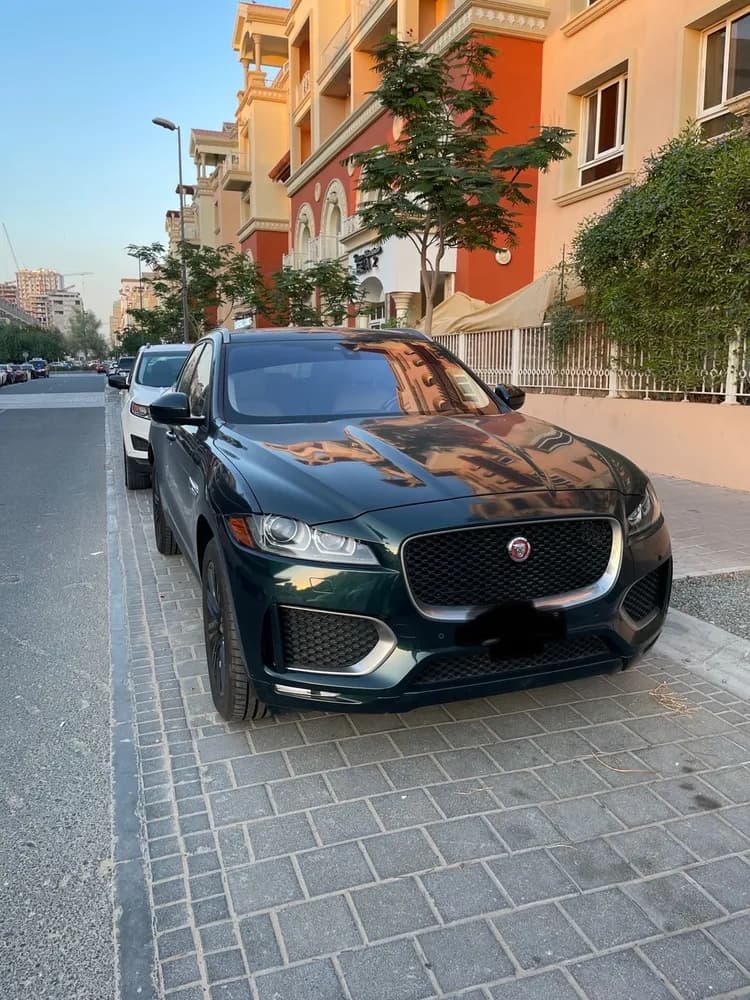 جاكوار أف-بيس 2018 مستعملة