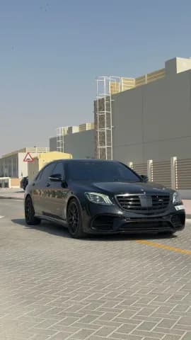 مرسيدس بنز إس63 AMG 4.0L 4MATIC 2018 مستعملة مرسيدس بنز إس63 AMG 4.0L 4MATIC 2018 مستعملة للبيع