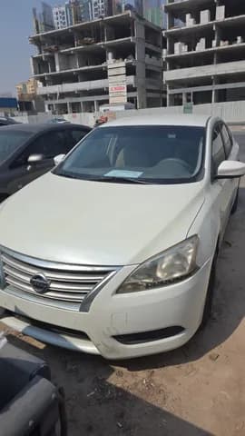 نيسان سنترا 1.6L SV 2014 مستعملة نيسان سنترا 1.6L SV 2014 مستعملة للبيع