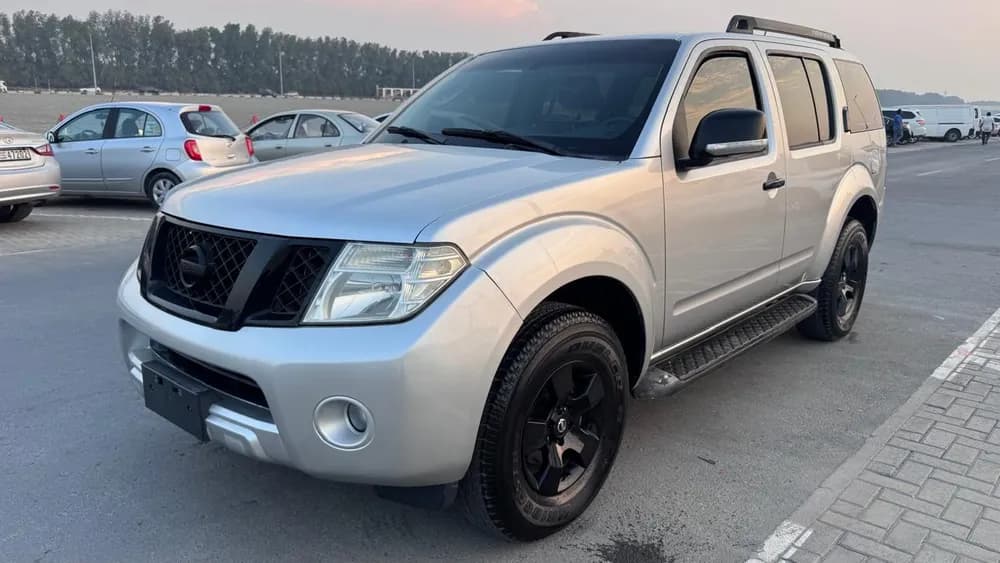Used Nissan Pathfinder SV 4WD 2014