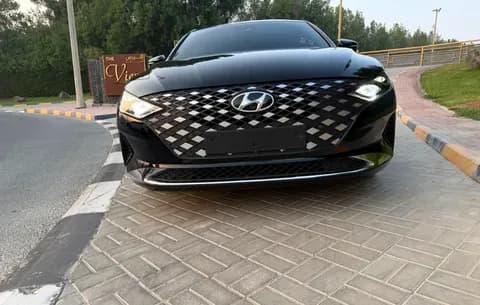 هيونداي أزيرا 3.5L V6 (Base) 2022 مستعملة هيونداي أزيرا 3.5L V6 (Base) 2022 مستعملة للبيع