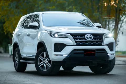 تويوتا فورتشنر 2.7L GX2 (4X2) 2023 مستعملة تويوتا فورتشنر 2.7L GX2 (4X2) 2023 مستعملة للبيع