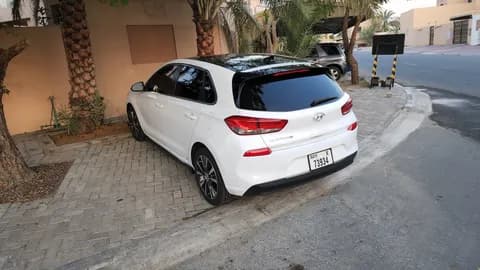 Used Hyundai Elantra 2.0L Top 2018 Used Hyundai Elantra 2.0L Top 2018 for sale