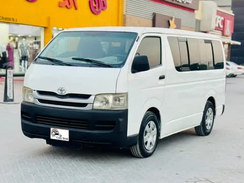 تويوتا هايس Low Roof Van 2010 مستعملة تويوتا هايس Low Roof Van 2010 مستعملة للبيع