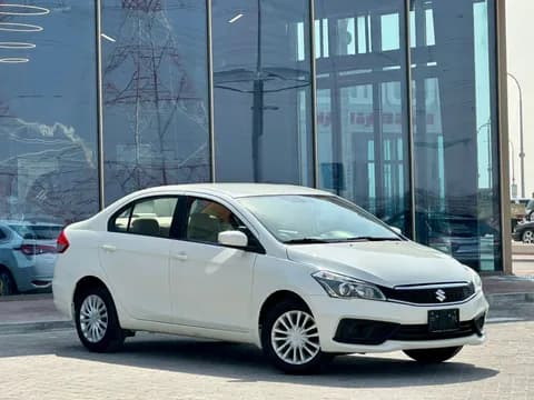 سوزوكي سياز 1.4L Standard 2023 مستعملة سوزوكي سياز 1.4L Standard 2023 مستعملة للبيع