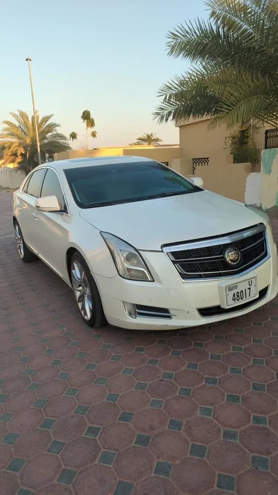 كاديلاك اكس تي أس 3.6L V6 2014 مستعملة