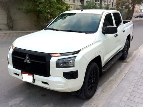 ميتسوبيشي أل200 Double Cab 2024 مستعملة ميتسوبيشي أل200 Double Cab 2024 مستعملة للبيع