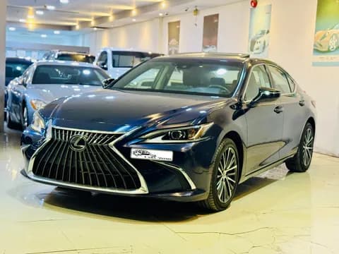Used Lexus ES 300 Hybrid Full Option 2024 Used Lexus ES 300 Hybrid Full Option 2024 used_cars.forSale