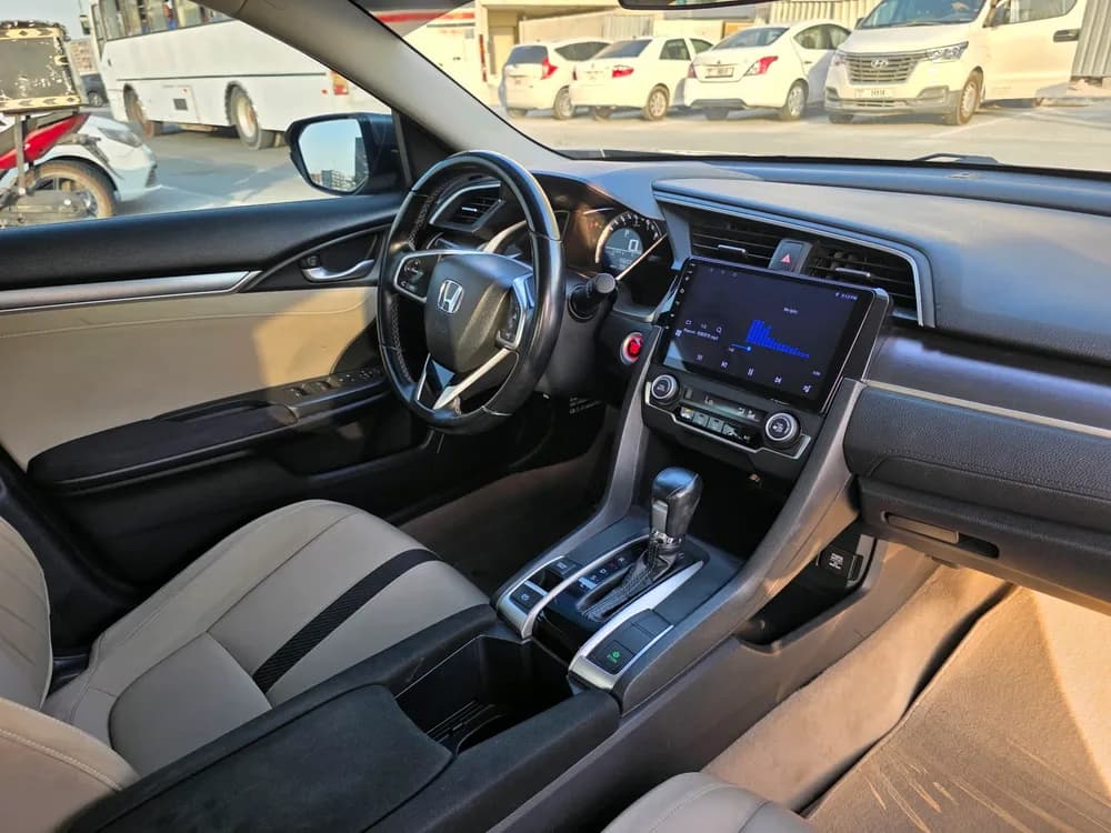 Used Honda Civic 1.6L EXi 2017