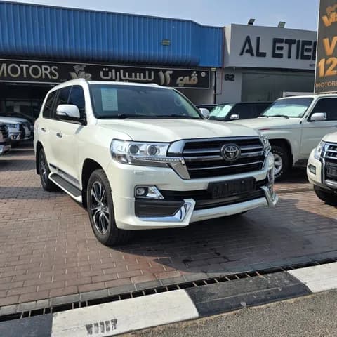 تويوتا لاند كروزر 5.7 VXR 2021 مستعملة تويوتا لاند كروزر 5.7 VXR 2021 مستعملة used_cars.forSale