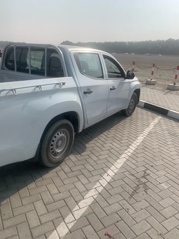 Used Isuzu NPR 2019