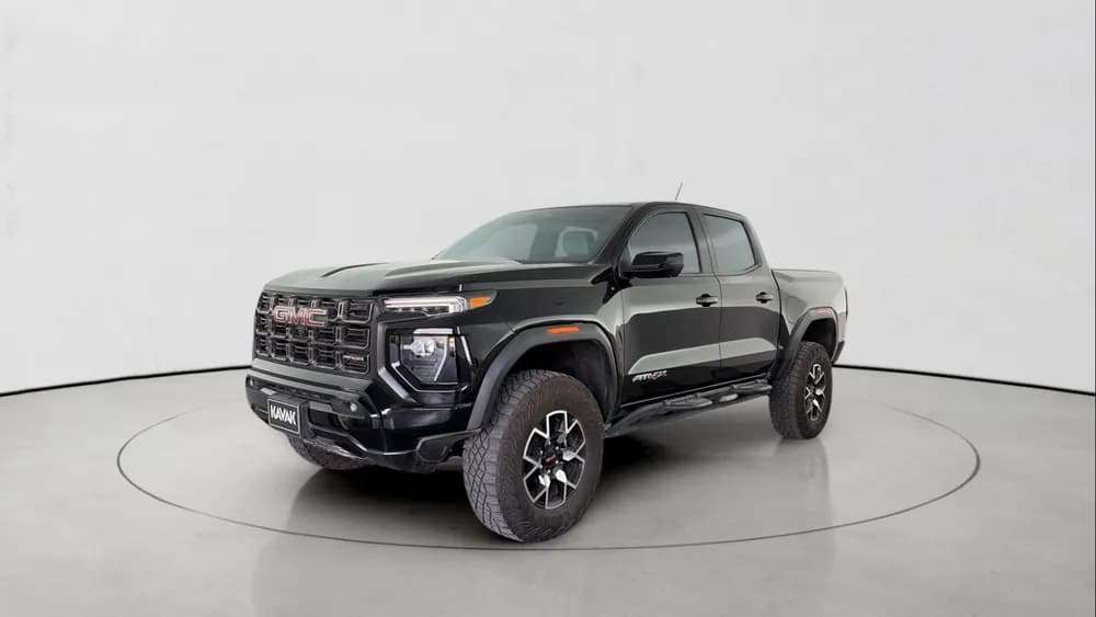 Used GMC Canyon 2024