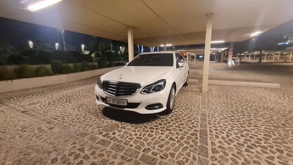Used Mercedes-Benz E-Class E 200 CGI 2014