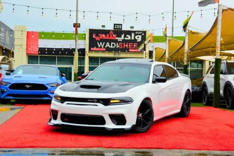 دودج تشارجر SRT8 Superbee 6.4L 2021 مستعملة دودج تشارجر SRT8 Superbee 6.4L 2021 مستعملة used_cars.forSale