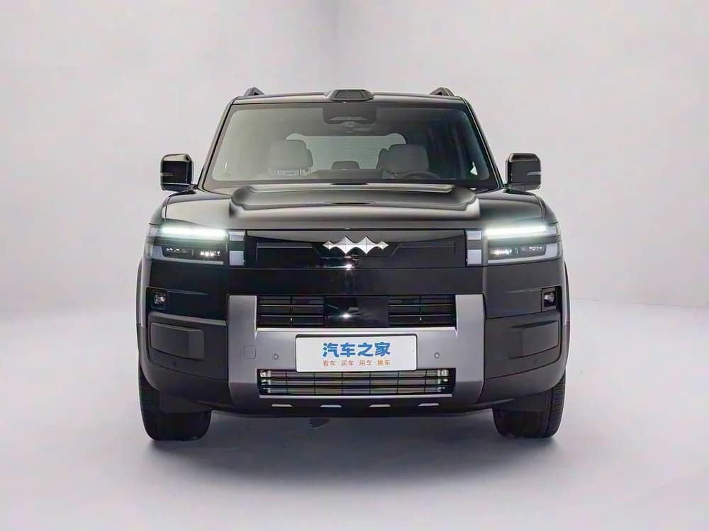 بي واي دي Leopard 8 2.0T Smart Flagship Hybrid 2026 الجديد