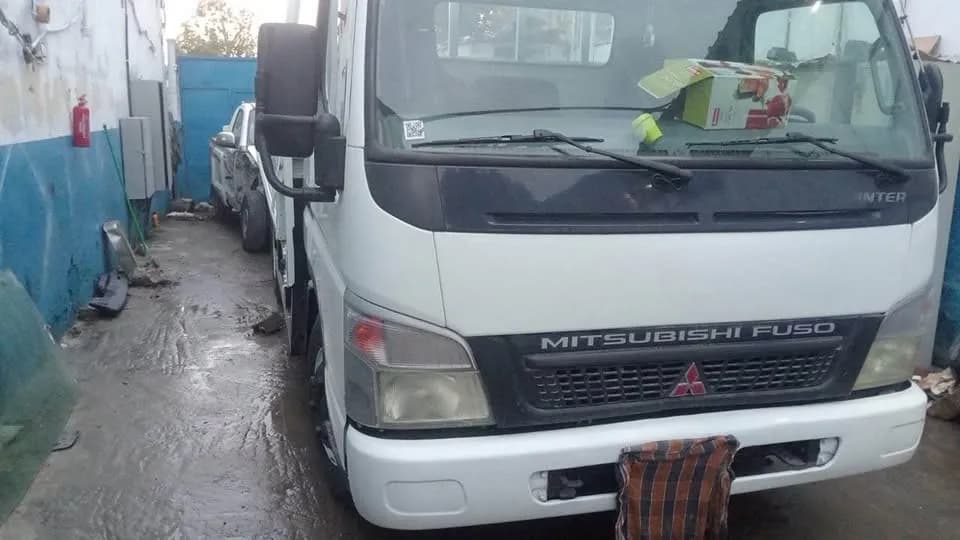 Used Mitsubishi Canter 2009