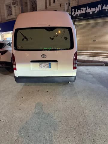 Used Toyota Hiace 2.7L Commuter GLX High Roof LWB (A/T) 2013 Used Toyota Hiace 2.7L Commuter GLX High Roof LWB (A/T) 2013 used_cars.forSale
