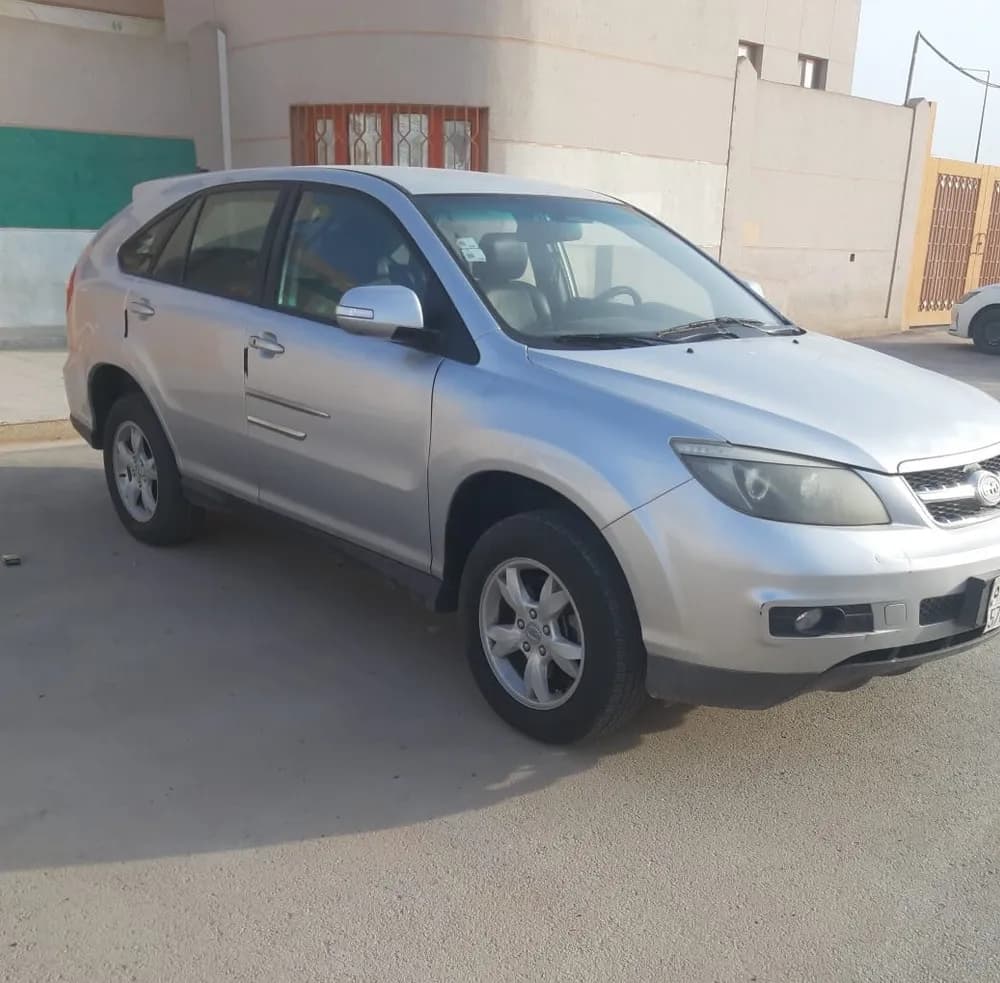 Used BYD S6 GSI 2015