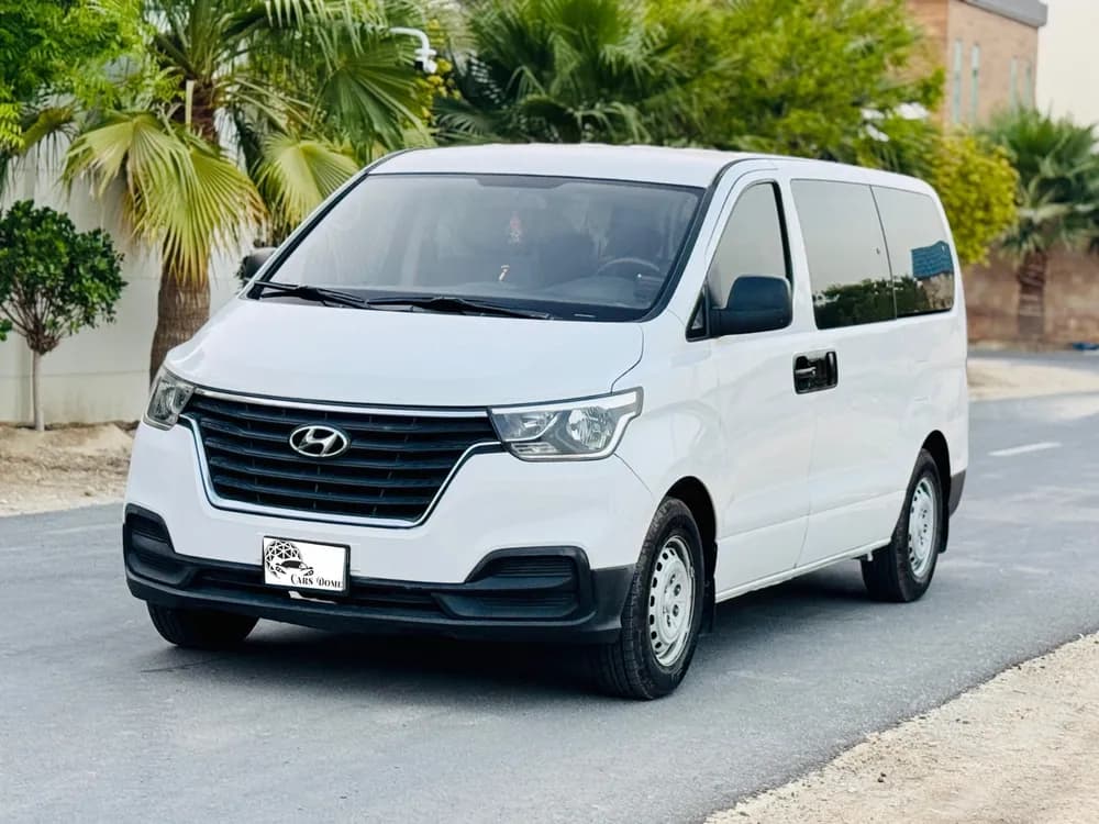 Used Hyundai H1 12-Seater Wagon A/T Mid 2019