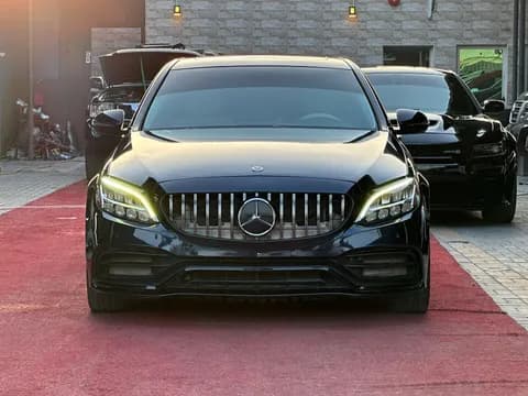 Used Mercedes-Benz C-Class C300 2019 Used Mercedes-Benz C-Class C300 2019 used_cars.forSale