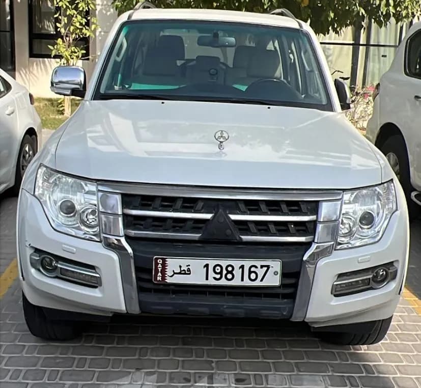 Used Mitsubishi Pajero GLS V6 2017