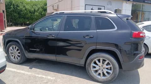 Used Jeep Cherokee 3.2L Limited 2014 Used Jeep Cherokee 3.2L Limited 2014 used_cars.forSale