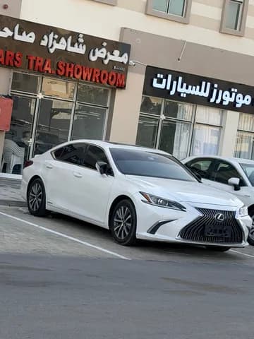 Used Lexus ES 300 Hybrid 2022 Used Lexus ES 300 Hybrid 2022 used_cars.forSale