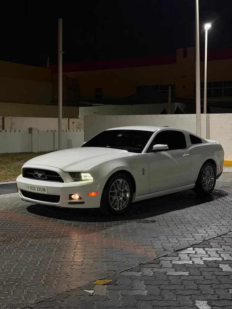 Used Ford Mustang V6 2013