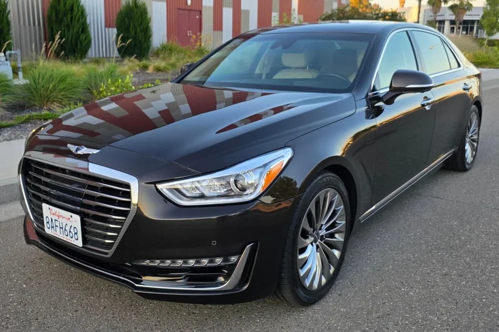 Used Genesis G90 3.3 Turbo 2018