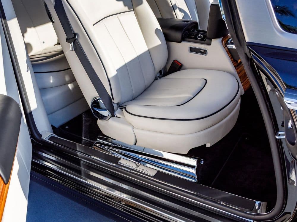 Used Rolls Royce Phantom 6.75L Drophead Coupe 2016
