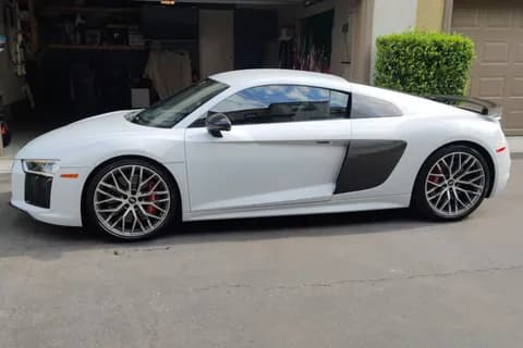 Used Audi R8 Coupe V10 5.2L (525 HP) 2017 Used Audi R8 Coupe V10 5.2L (525 HP) 2017 for sale