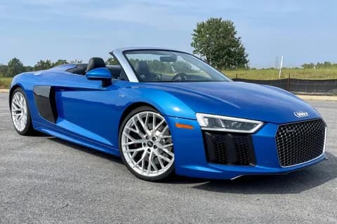 أودي آر8 كوبيه V10 5.2L (525 HP) 2017 مستعملة أودي آر8 كوبيه V10 5.2L (525 HP) 2017 مستعملة used_cars.forSale