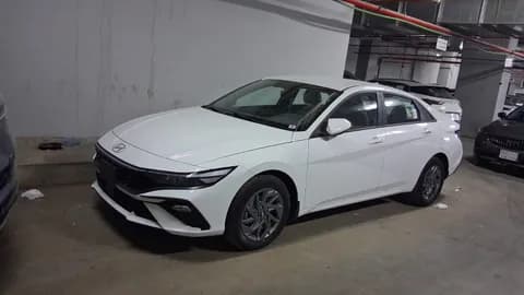 New Hyundai Elantra 2.0L Standard 2026 New Hyundai Elantra 2.0L Standard 2026 used_cars.forSale