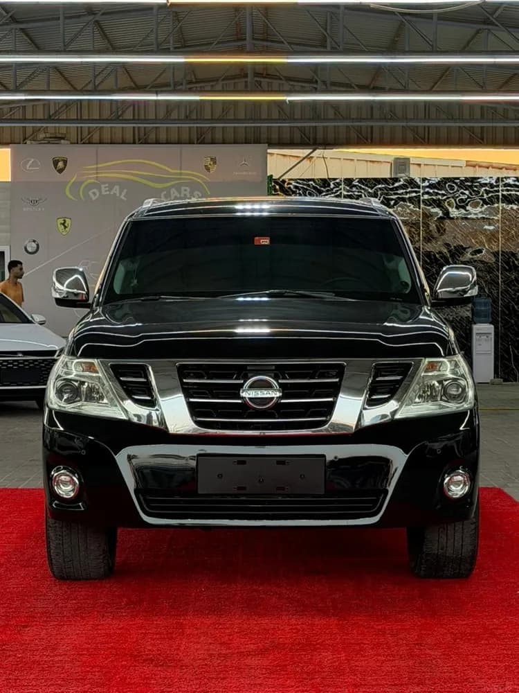 Used Nissan Patrol 5.6L SE Platinum 2015 Used Nissan Patrol 5.6L SE Platinum 2015 used_cars.forSale