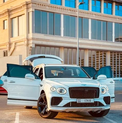 Used Bentley Bentayga 4.0L V8 2024 Used Bentley Bentayga 4.0L V8 2024 used_cars.forSale
